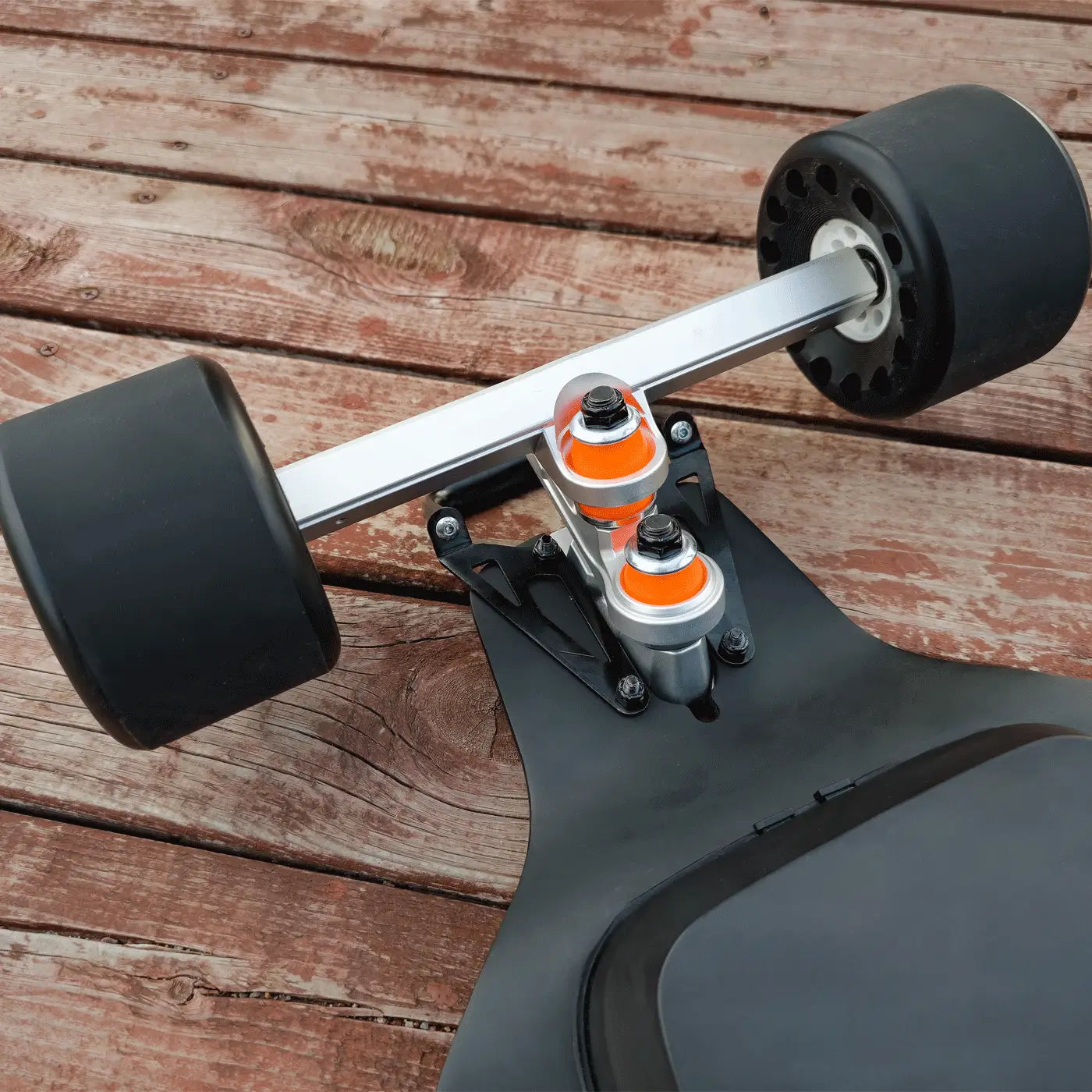 CNC Front Truck with MAD Wheelz V2