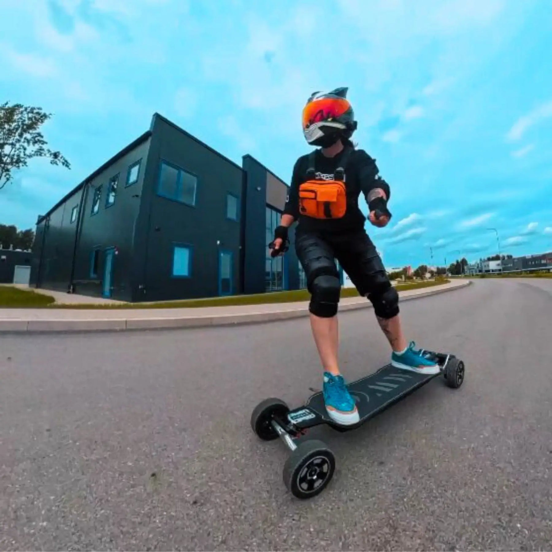 OMW Hussar Street/All-Terrain Carbon Flexible Electric Skateboards Suitable for Beginners
