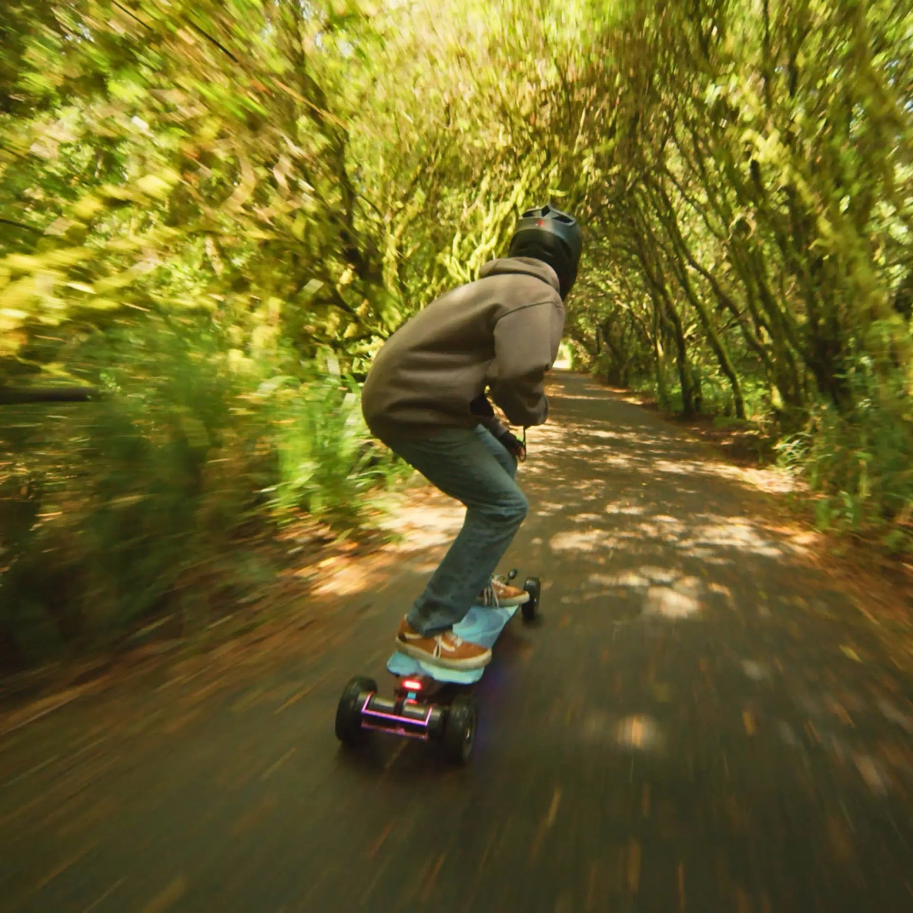 OMW Hussar Street/All-terrain Flexible Electric Skateboards with CNC Colored Trucks