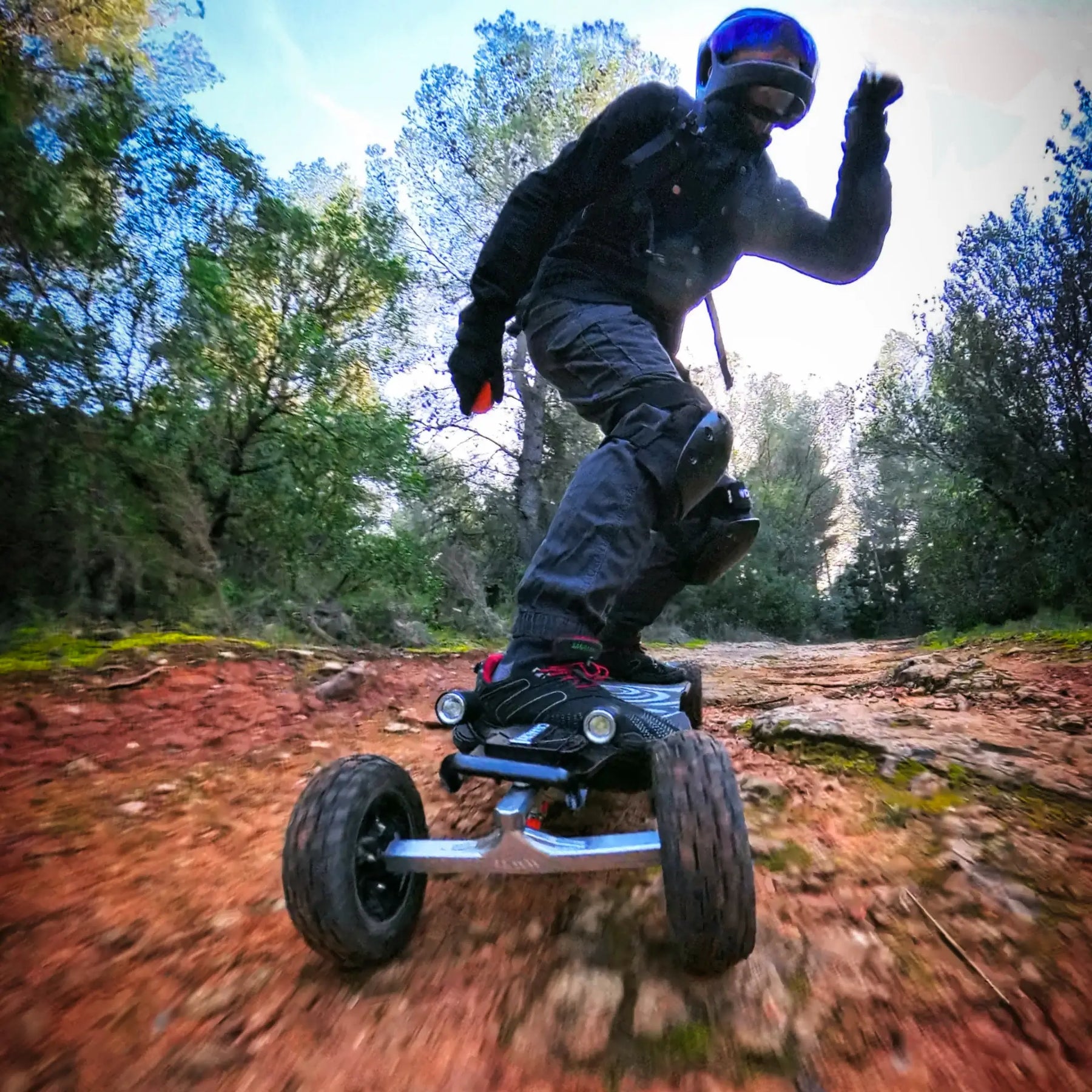 OMW Cavalry Long Range Street/All-Terrain Carbon Electric Skateboards Suitable for Heavy Riders