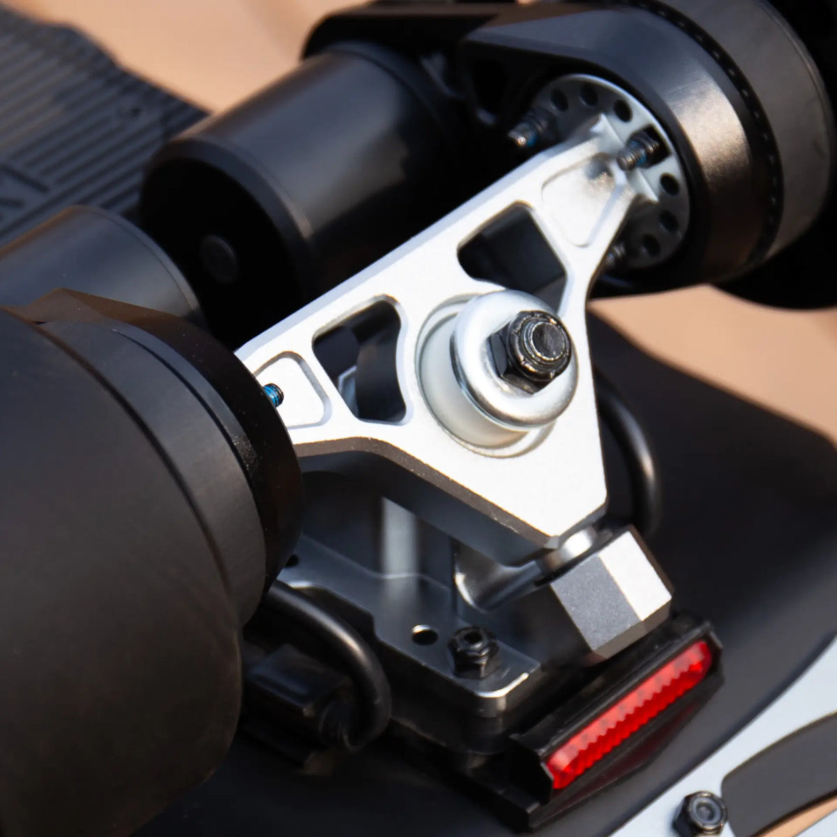 Versa™ CNC RKP E-Skateboard Truck